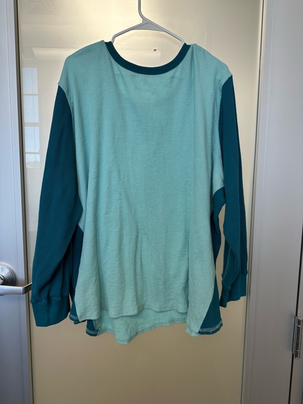 Woman Within long-sleeve teal and blue colorblock waffle knit top size 5X - Picture 3 of 4